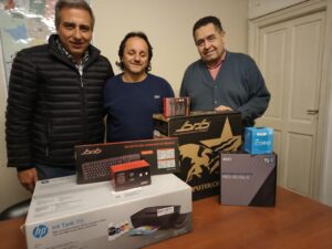 donacion_cachi_Martinez-300x225 Barrancas: COSBA TRABAJA PARA Y POR LOS VECINOS