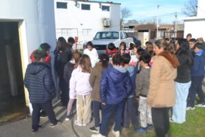 alumnos-de-52-300x200 COSBA recibió la visita de alumnos de la Escuela Faustino Sarmiento